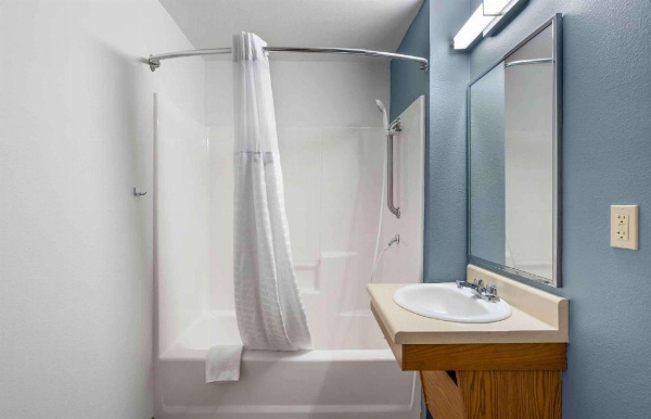 Extended Stay America Select Suites - Wichita - North image 29