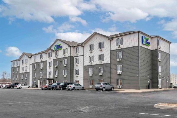 Extended Stay America Select Suites - Wichita - North image 3