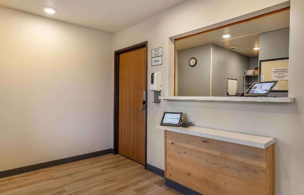 Extended Stay America Select Suites - Wichita - North image 6