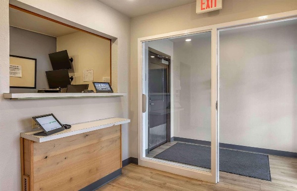 Extended Stay America Select Suites - Wichita - North image 7